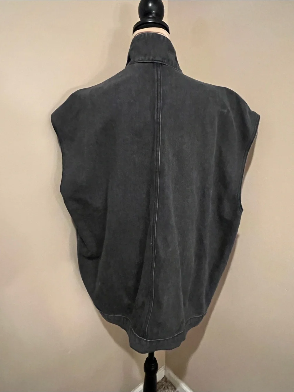 The Lifestyled Co Oversized Black Denim Button-Front Vest, Flap Pockets, XL
